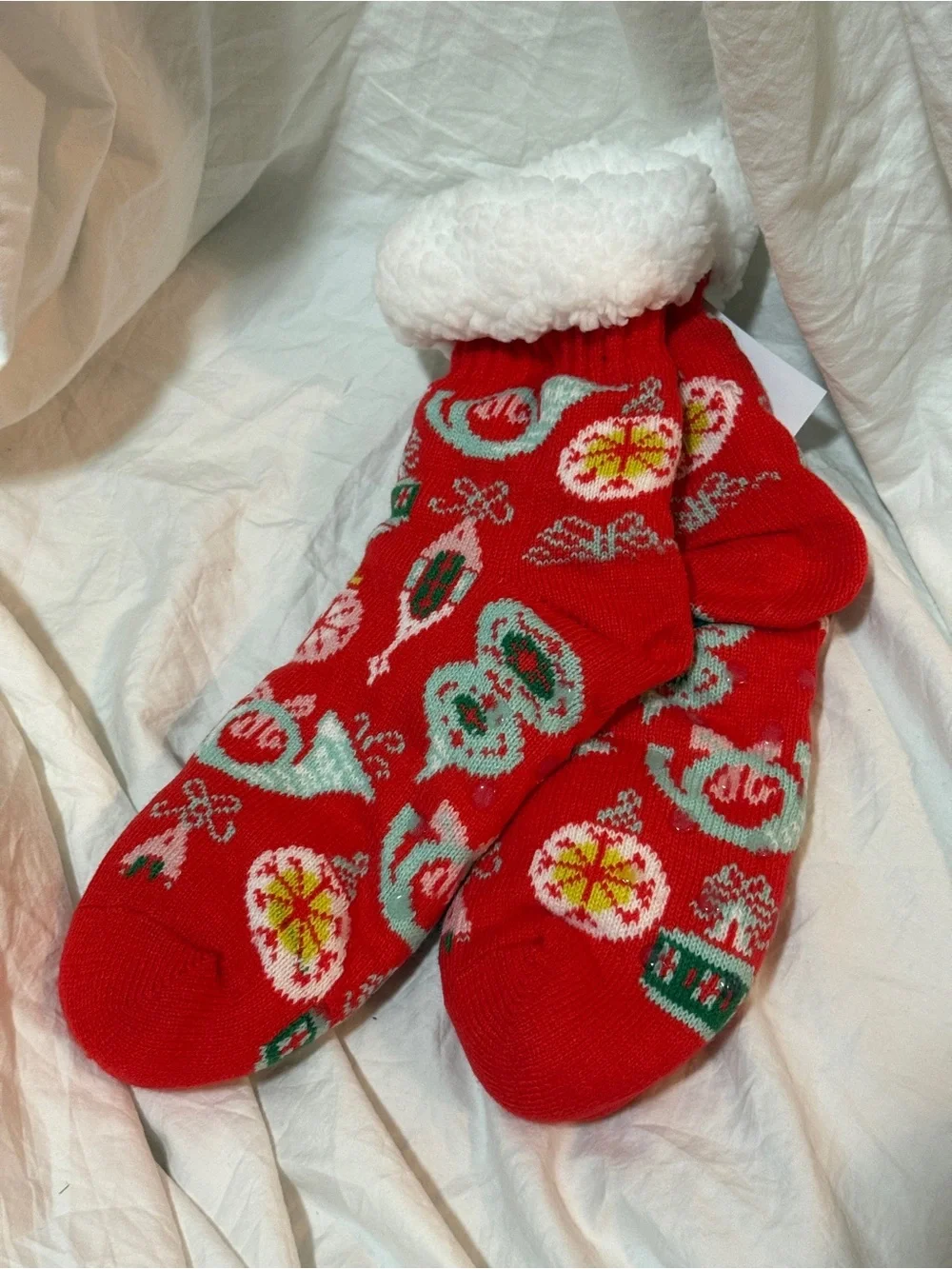 NWT Hallmark Festive Christmas Holiday Fuzzy Socks. One size